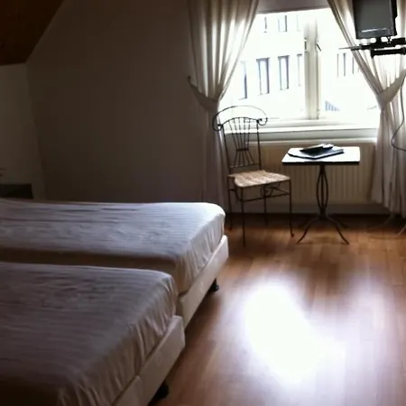 Hotel-restaurant Krabbendam Hotel 2*