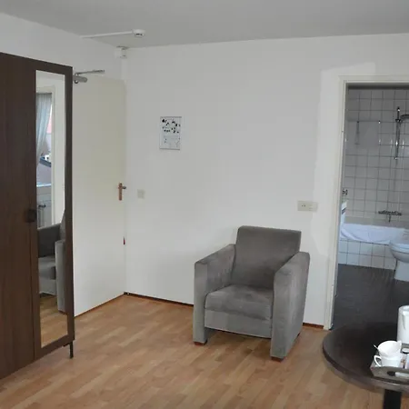 Hotel-restaurant Krabbendam 2*